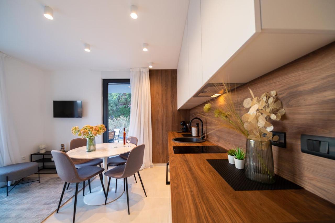 Villa Luce Комижа Экстерьер фото